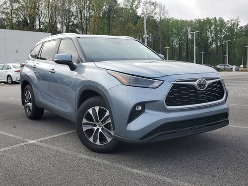 2024 Toyota Highlander LE