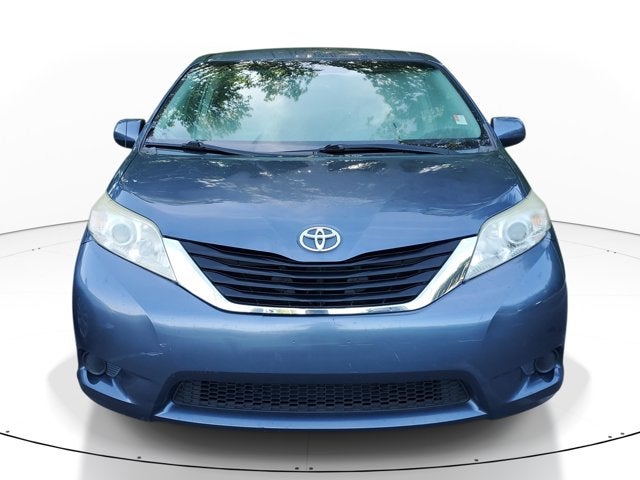 2014 Toyota Sienna LE AAS