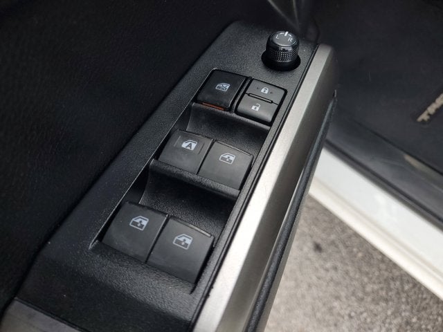 2021 Toyota Tacoma 2WD SR5