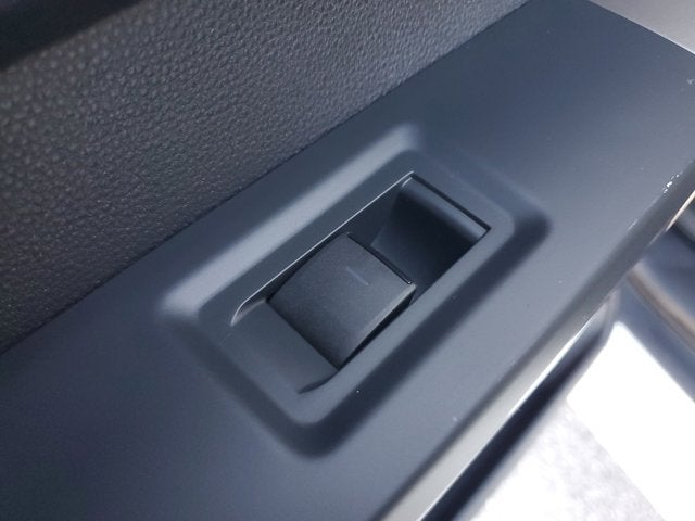 2022 Toyota Tundra 2WD SR5