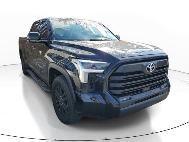 2022 Toyota Tundra 4WD SR5