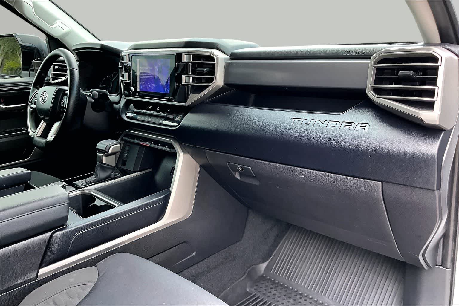 2024 Toyota Tundra 4WD SR5