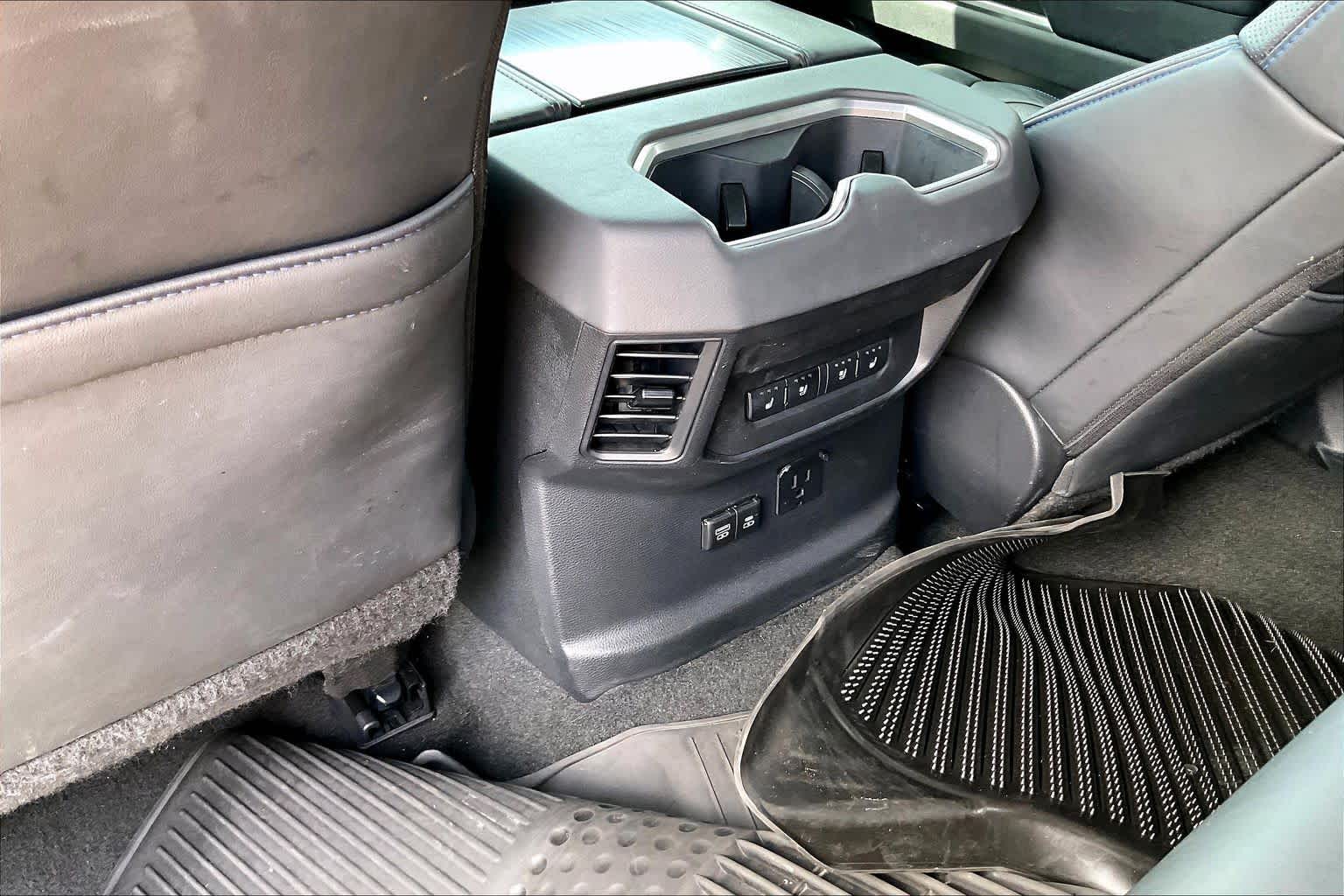2023 Toyota Tundra 2WD Platinum