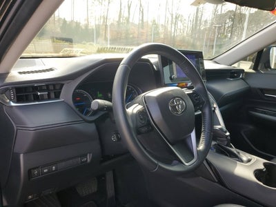 2023 Toyota Venza LE