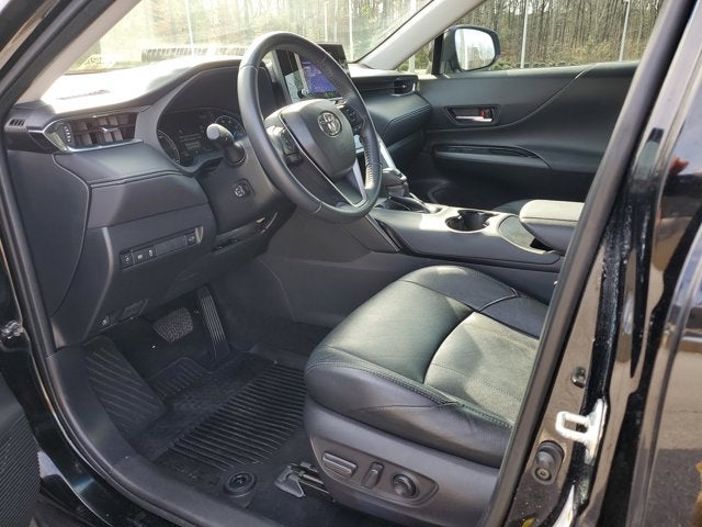 2023 Toyota Venza LE