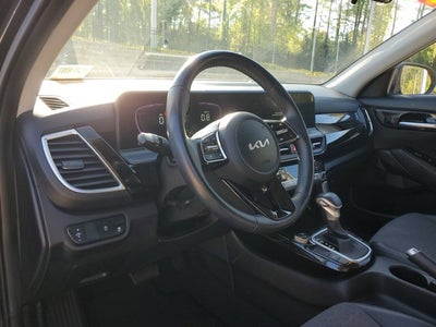 2025 Kia Seltos S