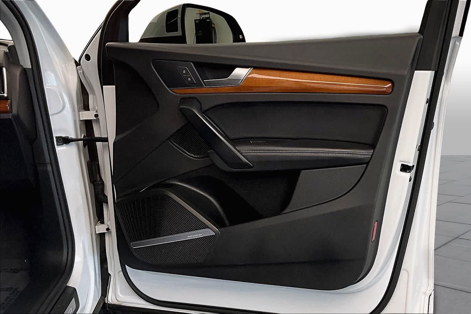 2023 Audi Q5 S line Premium Plus