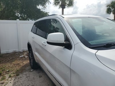2019 Jeep Grand Cherokee Laredo E