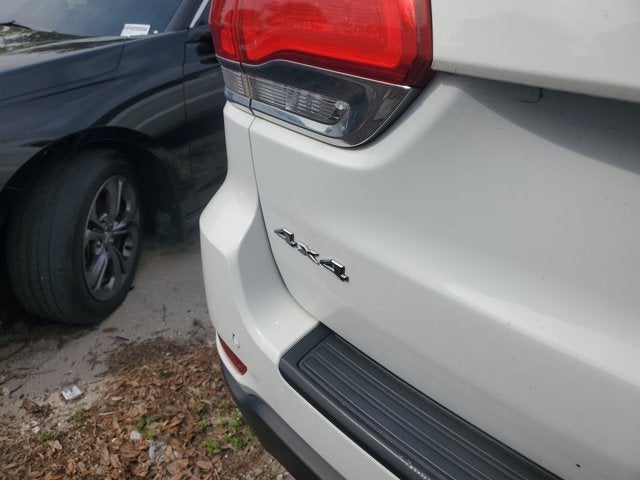 2019 Jeep Grand Cherokee Laredo E