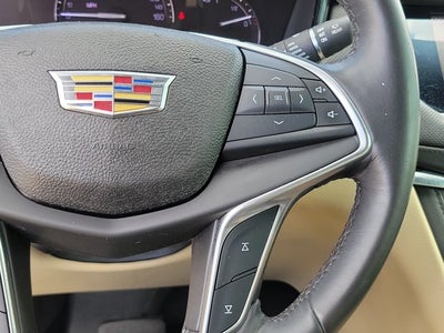 2017 Cadillac XT5 Luxury FWD