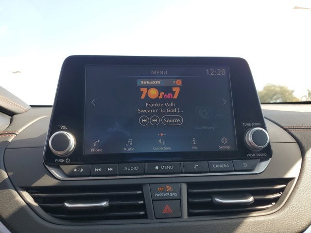 2022 Nissan Altima 2.5 SR