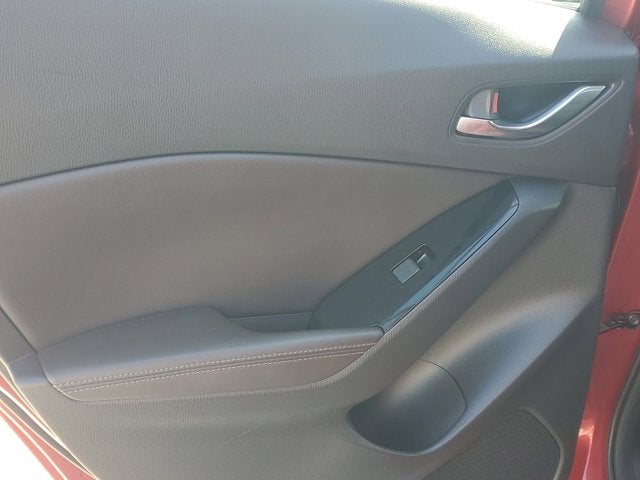 2018 Mazda Mazda3 5-Door Touring