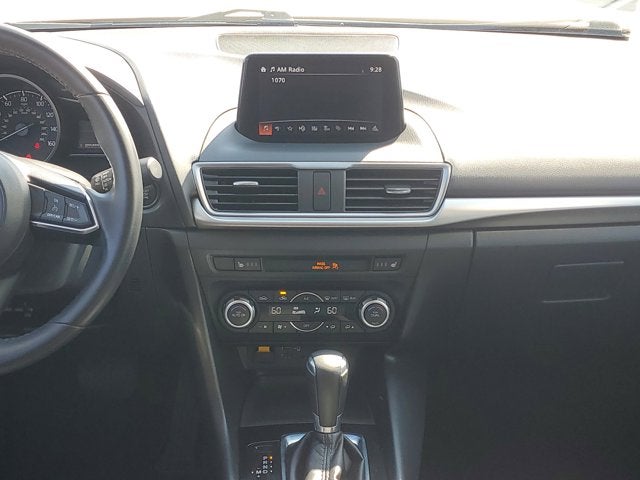 2018 Mazda Mazda3 5-Door Touring
