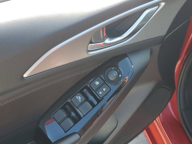 2018 Mazda Mazda3 5-Door Touring