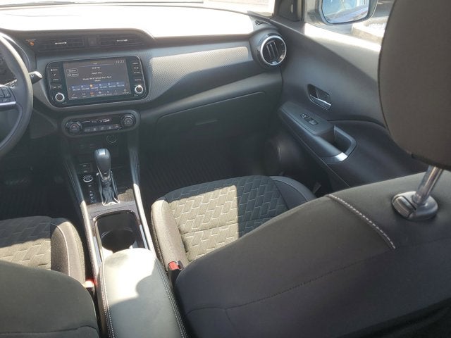 2022 Nissan Kicks SV