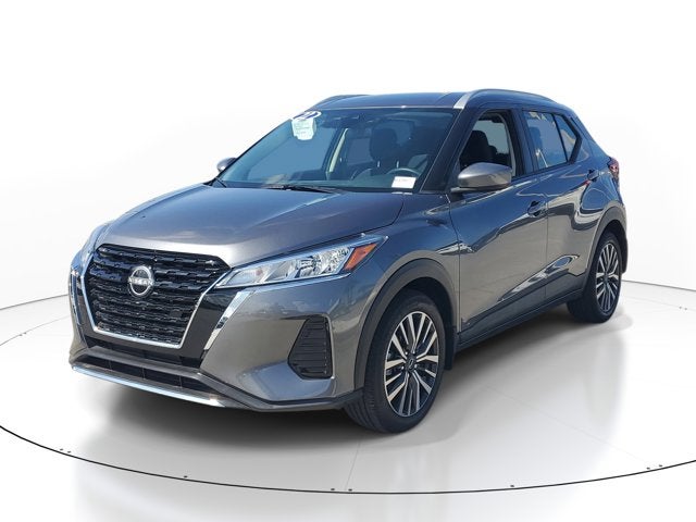 2022 Nissan Kicks SV