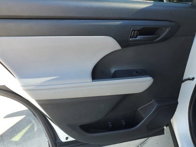 2021 Toyota Highlander Hybrid LE