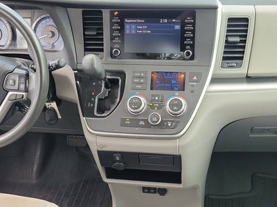 2020 Toyota Sienna L