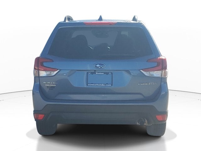 2021 Subaru Forester Base