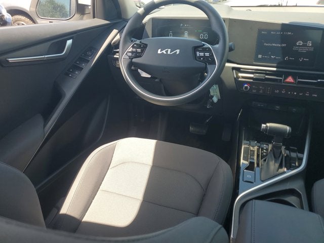 2024 Kia Niro LX