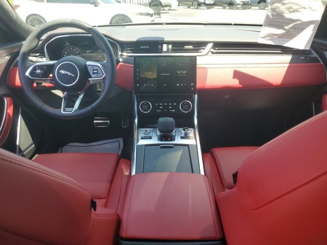 2024 Jaguar XF R-Dynamic SE