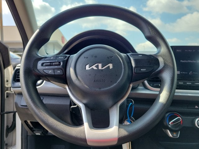 2023 Kia Rio LX