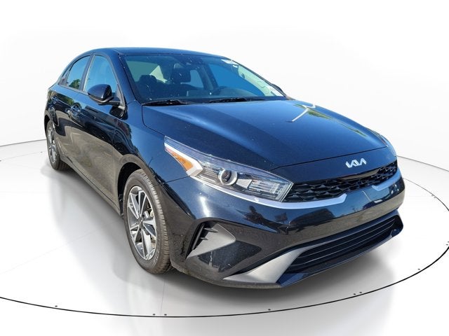 2024 Kia Forte LXS AT's photo