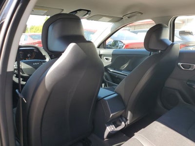 2027 Kia K4 LX