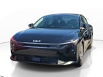 2027 Kia K4 LX