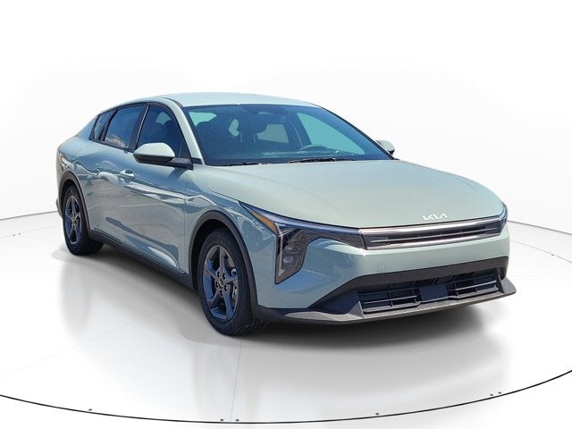 2026 Kia K4 LXS AT's photo