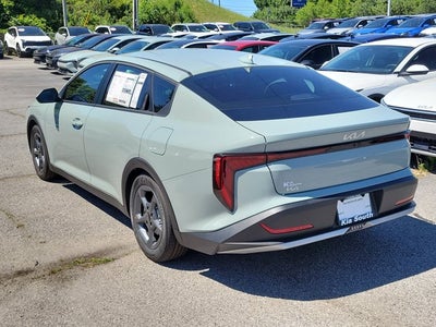 2026 Kia K4 LXS