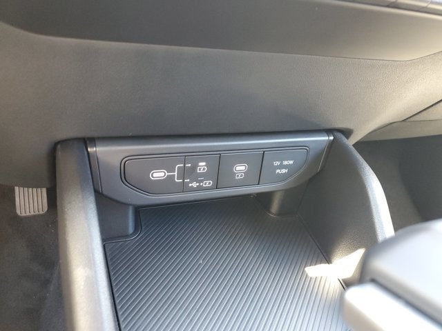 2027 Kia K4 LXS