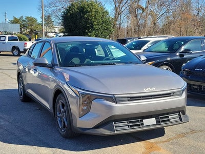 2026 Kia K4 LXS