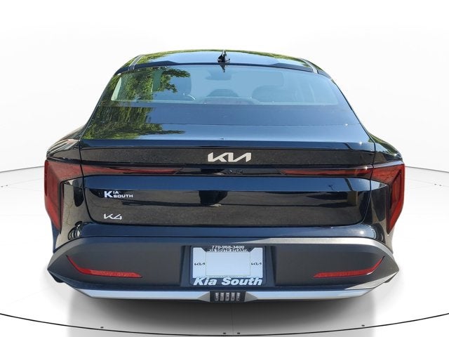2026 Kia K4 LX