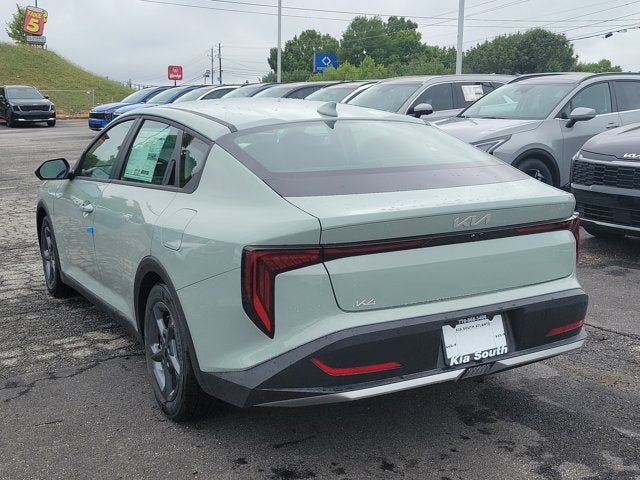 2026 Kia K4 LXS