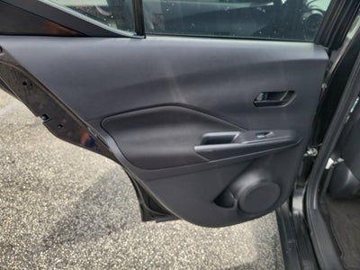 2022 Nissan Kicks S