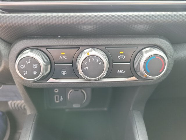 2022 Nissan Kicks S