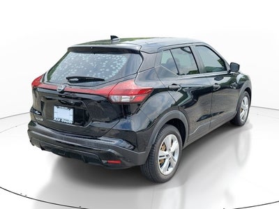 2022 Nissan Kicks S