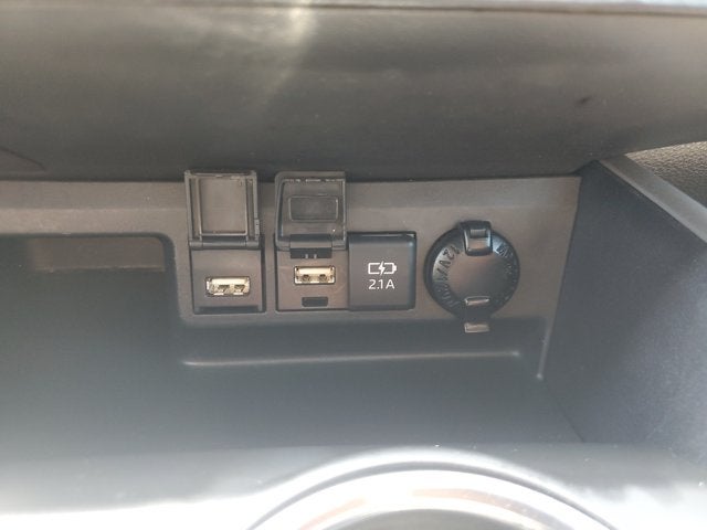 2021 Toyota Highlander L