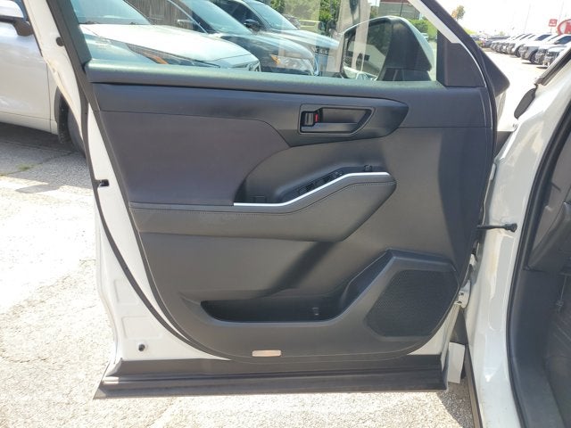 2021 Toyota Highlander L