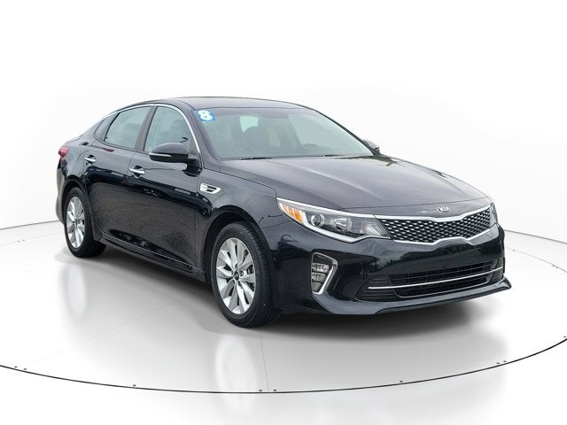 2018 Kia Optima S AT's photo