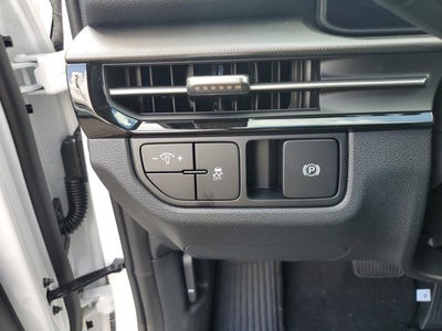 2027 Kia Sportage LX