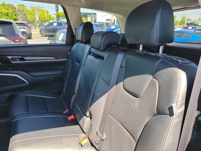 2023 Kia Telluride LX
