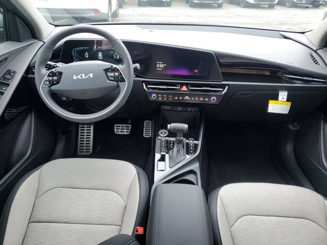 2025 Kia Niro SX Touring