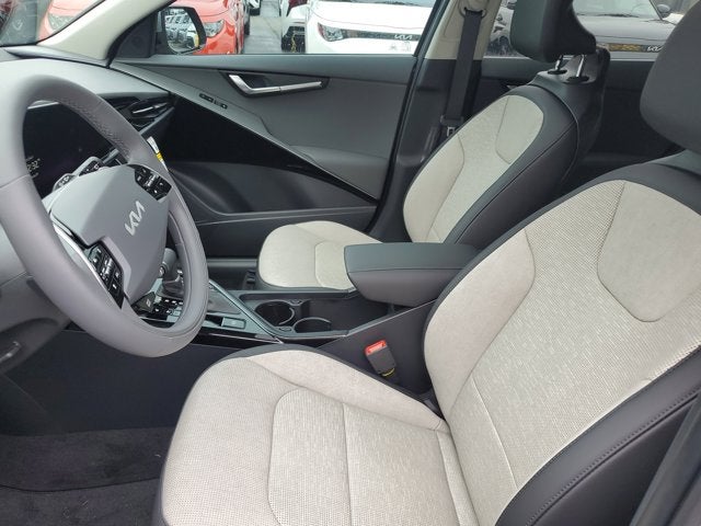 2025 Kia Niro SX Touring