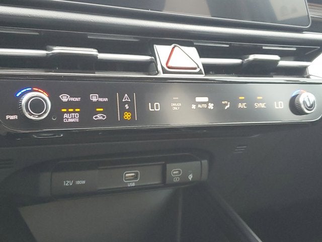 2025 Kia Niro SX Touring