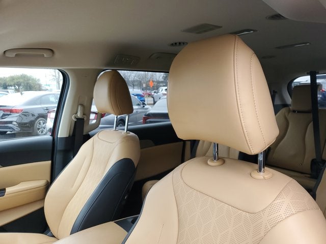 2023 Kia Carnival LX