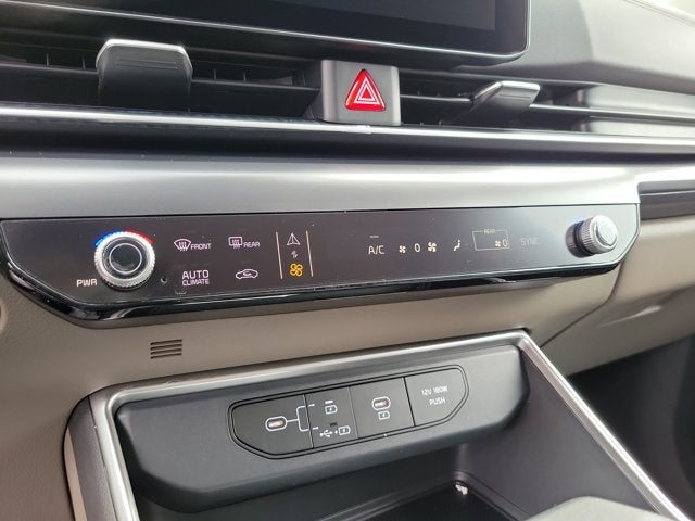 2026 Kia Carnival LX