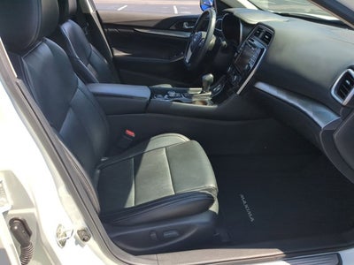 2023 Nissan Maxima SV