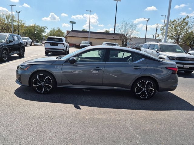 2025 Nissan Altima 2.5 SR